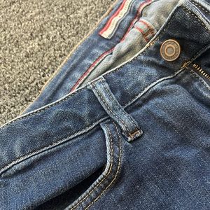 🔹 TOMMY HILFIGER JEANS 🔹